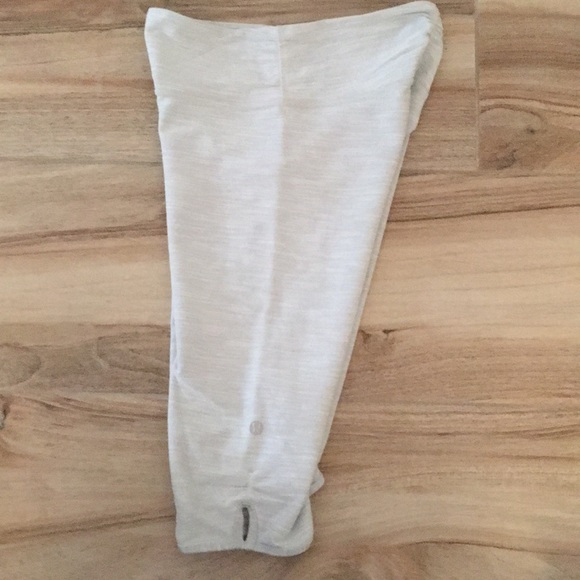 Lululemon Knee length Legging - Picture 1 of 7
